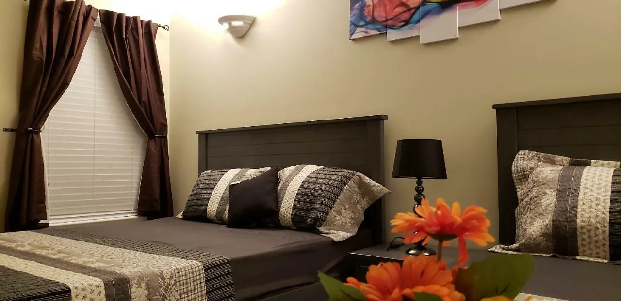 Guest house Farhad'S B&B Canada