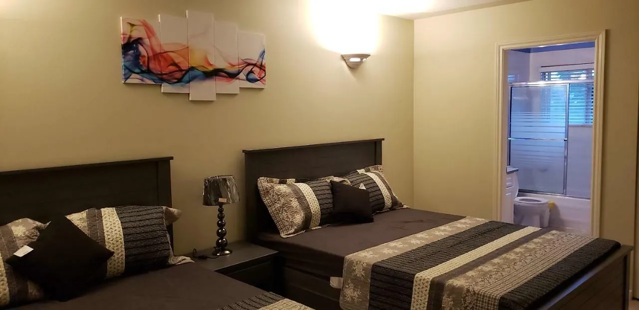 Farhad'S B&B 0*, Abbotsford Canada