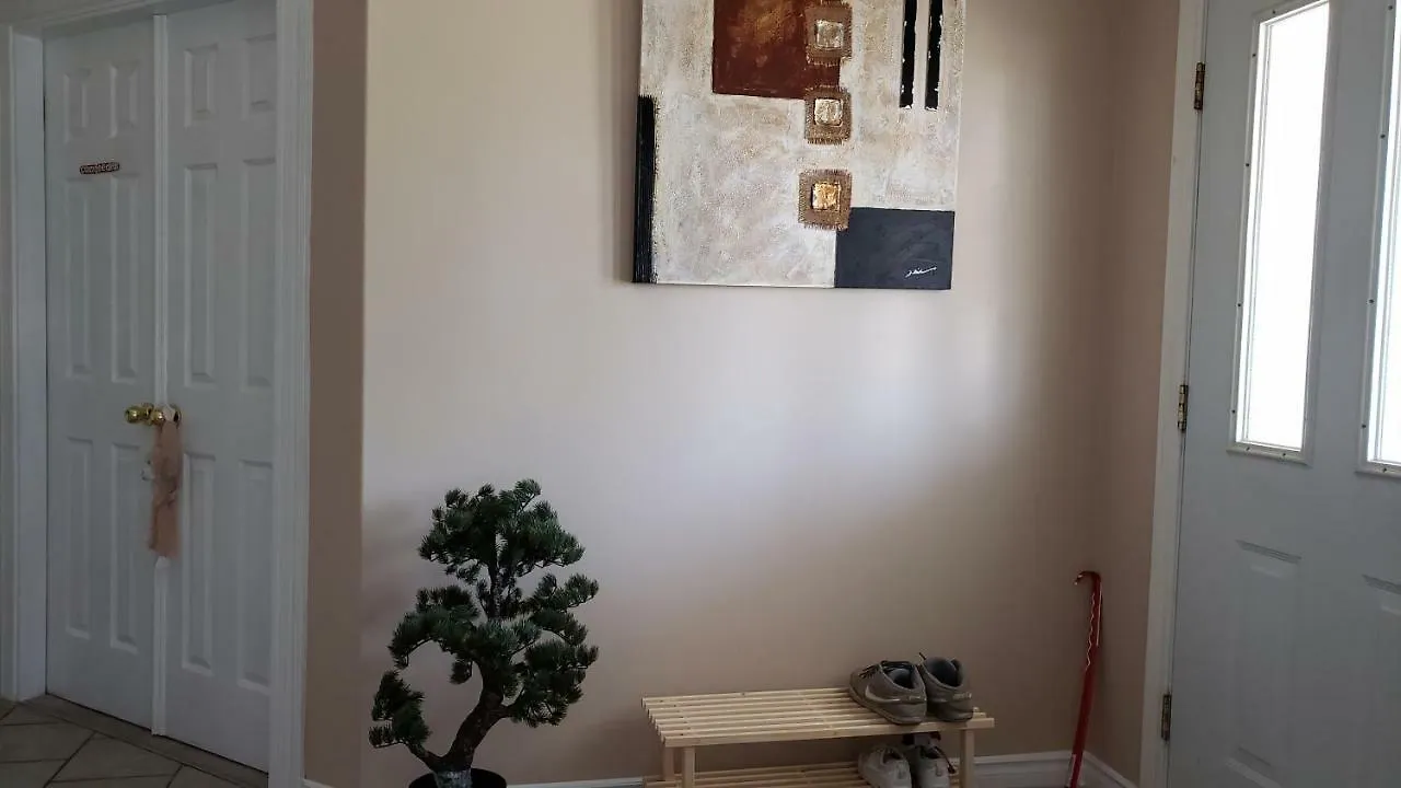 Farhad'S B&B Canada