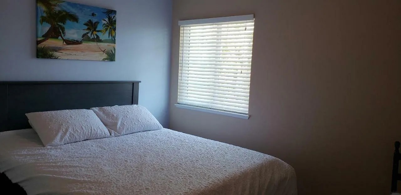 Guest house Farhad'S B&B Canada