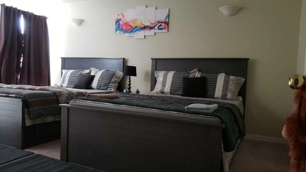 Farhad'S B&B Abbotsford
