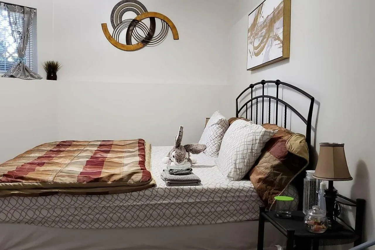 Farhad'S B&B